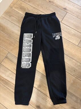 NFL Las Vegas Raiders sweatpants large logo down the leg size women’s small